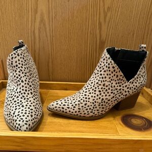 Jolimall Animal Print Booties